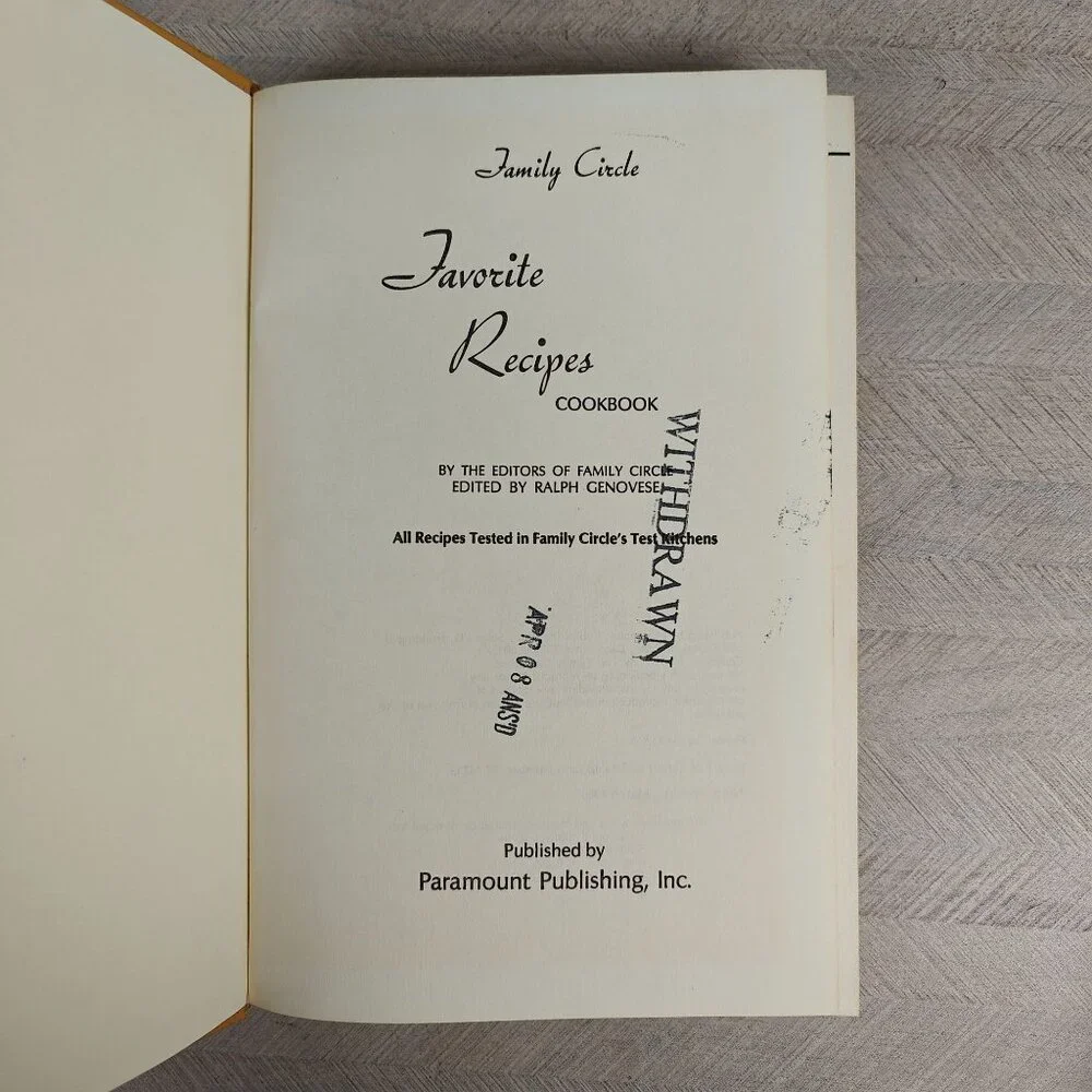 Family Circle Favorite Recipes Vintage Cookbook 1980 Ninth Print Exlib